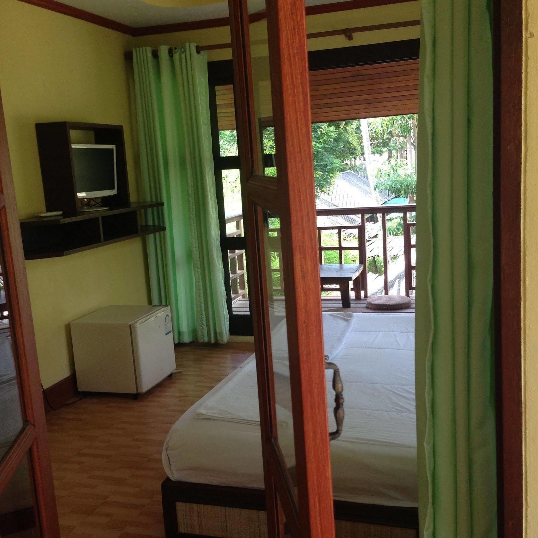 Hut Sun Bungalow Haad Son Exteriör bild